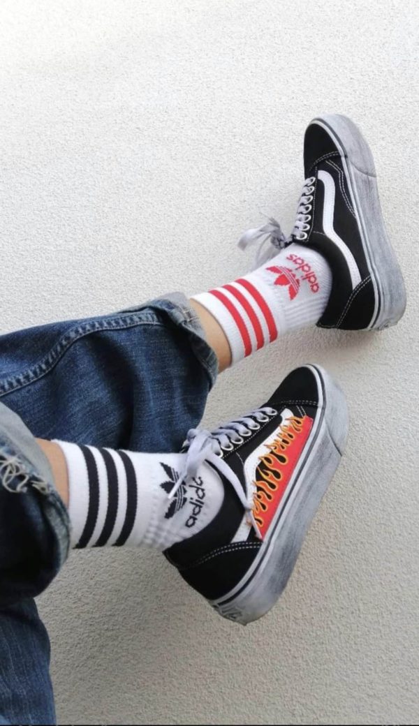 Platform flame outlet vans